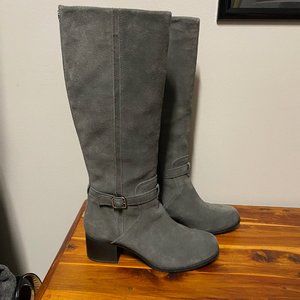 Knee-High Riding Boot Grey Suede Size 8.5 by Ugg Koolaburra